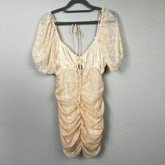 New Free People Tessa Floral Print Ruched Dress Yellow Daisy Cut Out Sz S - Picture 3 of 12